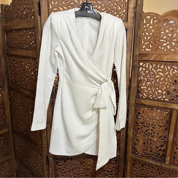 Cinq a Sept Sierra Dress - Picture 3 of 4